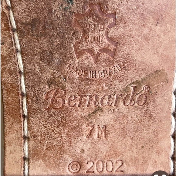 BERNARDO Pink Leather Flip Flop Sandals Hand Woven Raffia Flower 7M Spain Cute! - Picture 9 of 12